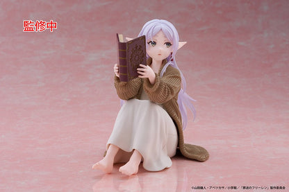Taito - Frieren: Beyond Journey's End Desktop Cute Figure - Frieren (Roomwear Ver.) - Good Game Anime