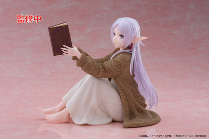 Taito - Frieren: Beyond Journey's End Desktop Cute Figure - Frieren (Roomwear Ver.) - Good Game Anime